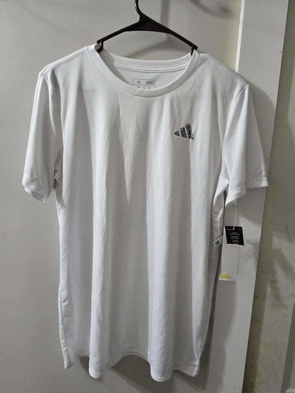 adidas White Short Sleeve Athletic Tee NWT XL